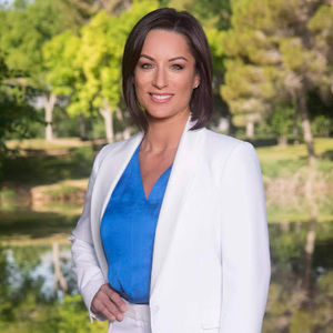 Meet your Posher, Carlynn